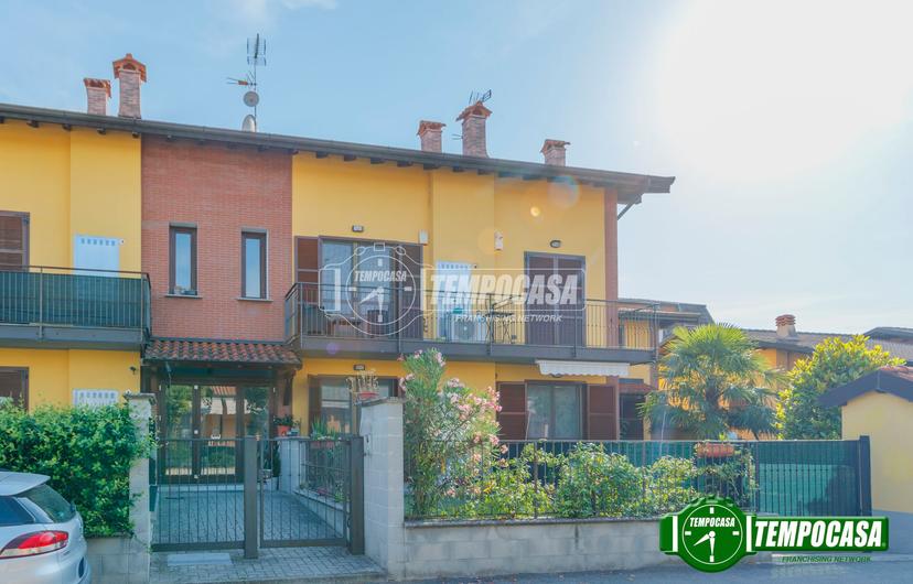 Trilocale in Via Magellano, Motta Visconti