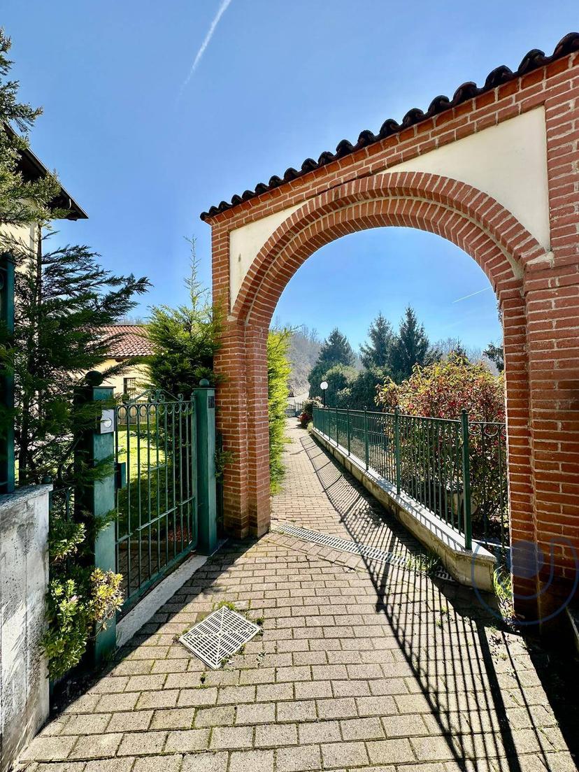 Villa in Strada San Martino, Castiglione Torinese — foto 2 di 5