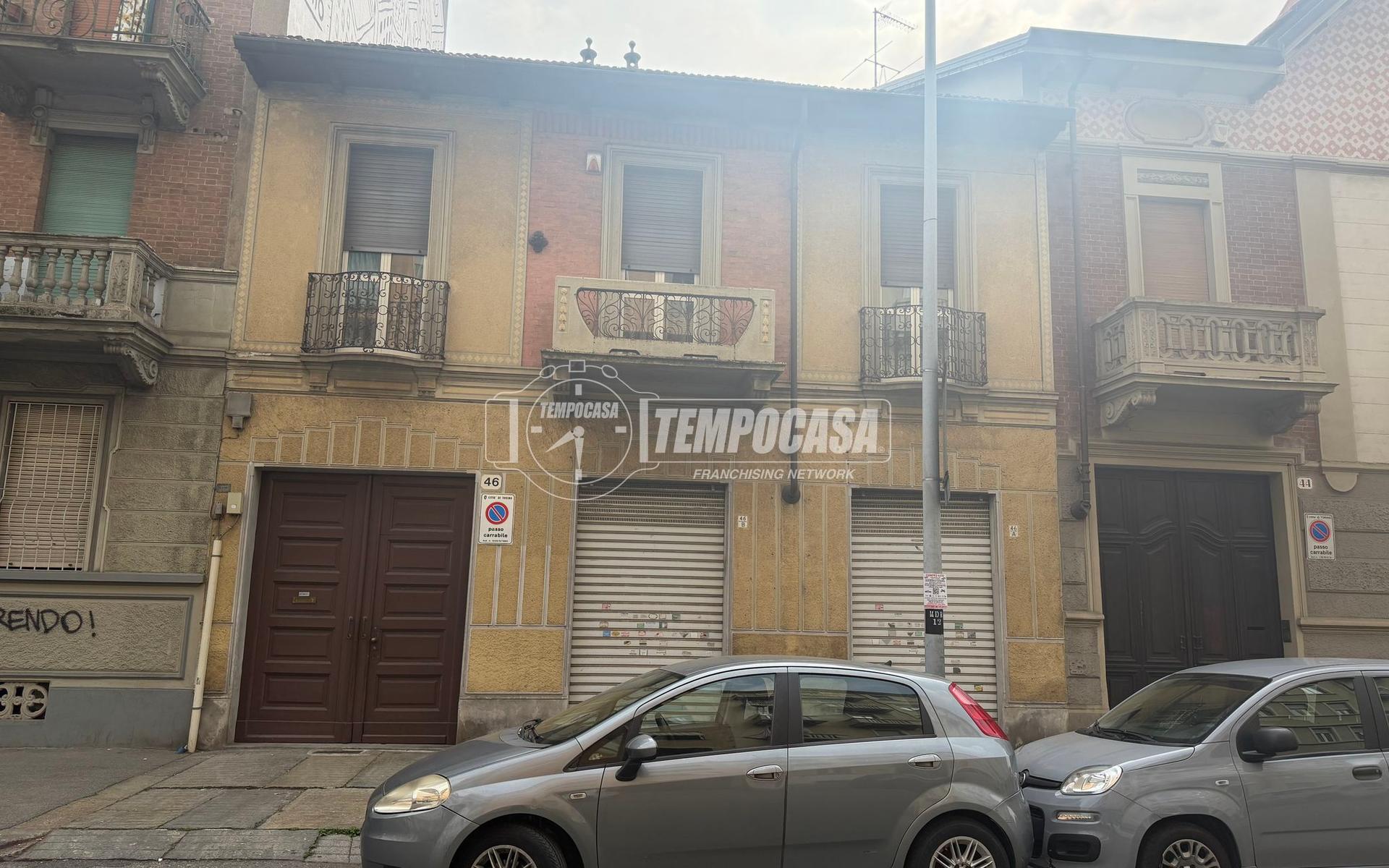 Casa indipendente in Via Renato Martorelli 46, Torino