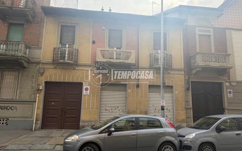 Casa indipendente in Via Renato Martorelli 46, Torino