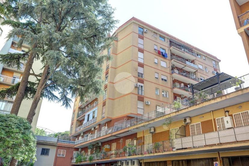 Trilocale in Via Prenestina, Roma
