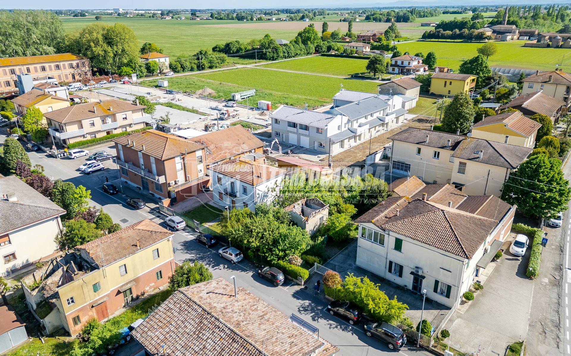 Bilocale in Via G. Setti, San Pietro in Casale