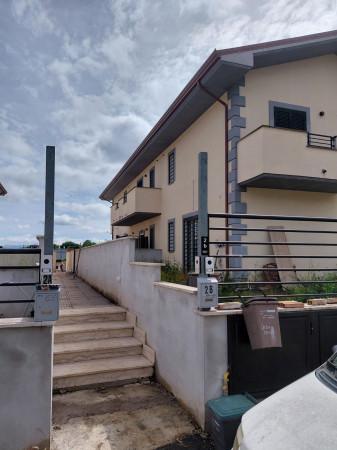 Villa plurifamiliare in Strada 22, Labico