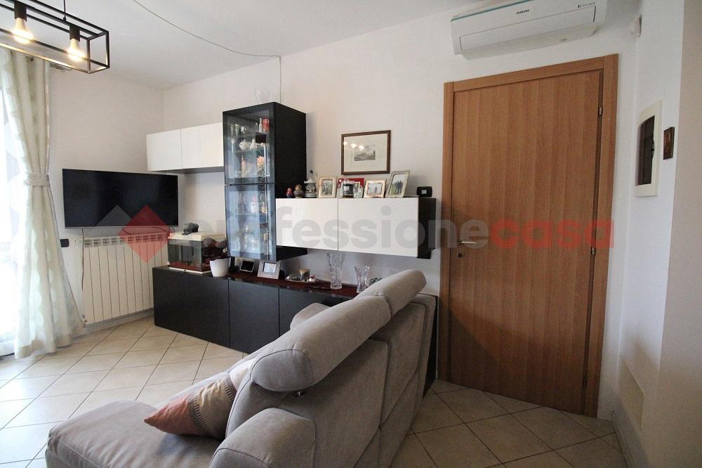 Trilocale in Viale della Vittoria 7, Vaprio d'Adda