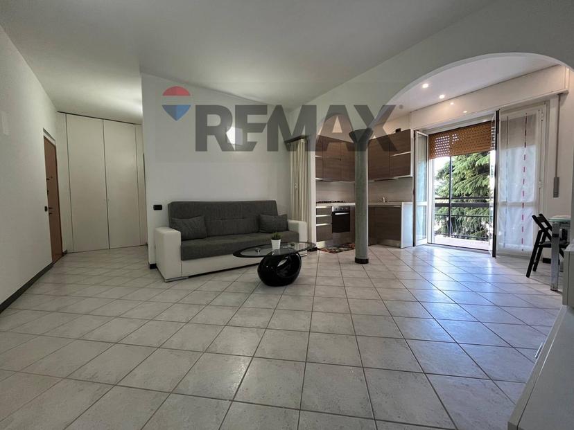 Bilocale in Via Fratelli Cervi 25, San Giuliano Milanese — foto 2 di 5