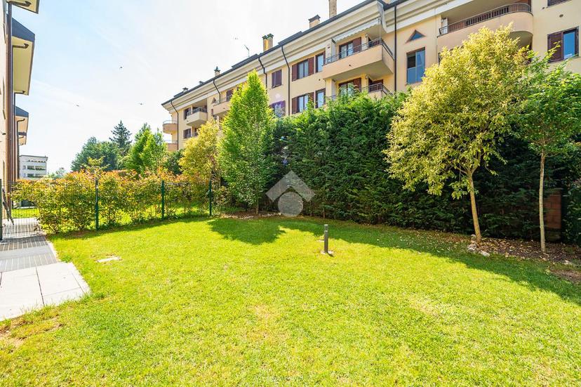 Bilocale in Via Eliseo Vismara 74, Arese