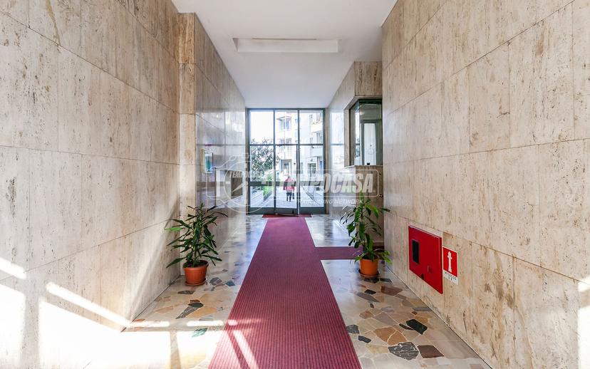 Bilocale in Viale delle Rimembranze di Greco 10, Milano