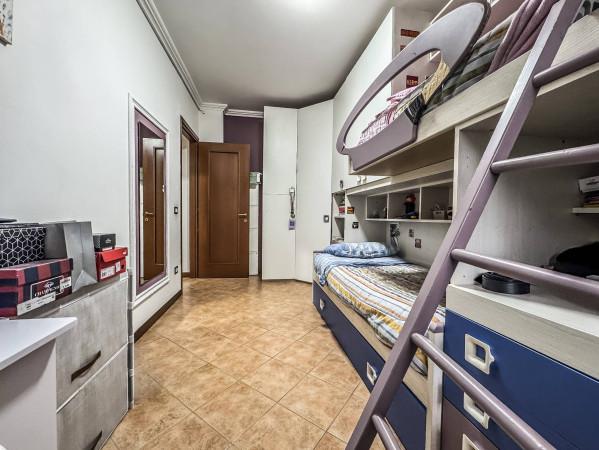 Trilocale in Via Luigi Olivares, Roma
