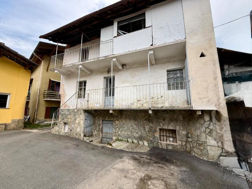 Casa indipendente in Borgata Vallossera 18, Rocca Canavese — foto 4 di 5