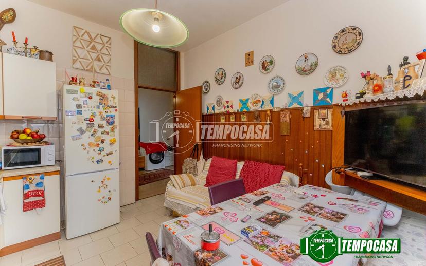 Bilocale in Via Alessandro Manzoni 19, Bareggio — foto 3 di 5