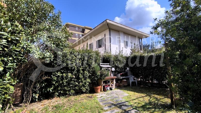 Villa a schiera in Via di Santa Maria a Cintoia, Firenze
