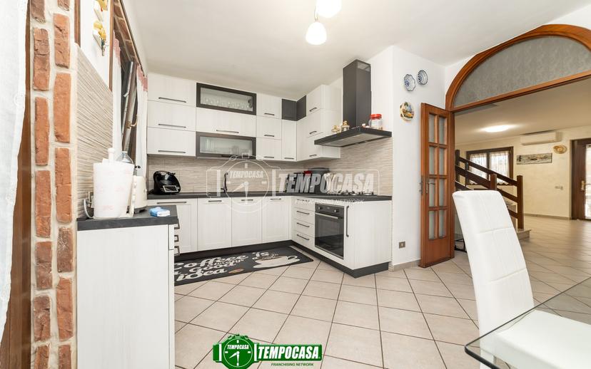 Villa a schiera in Via Giacomo Puccini 6/12, Basiano — foto 3 di 5
