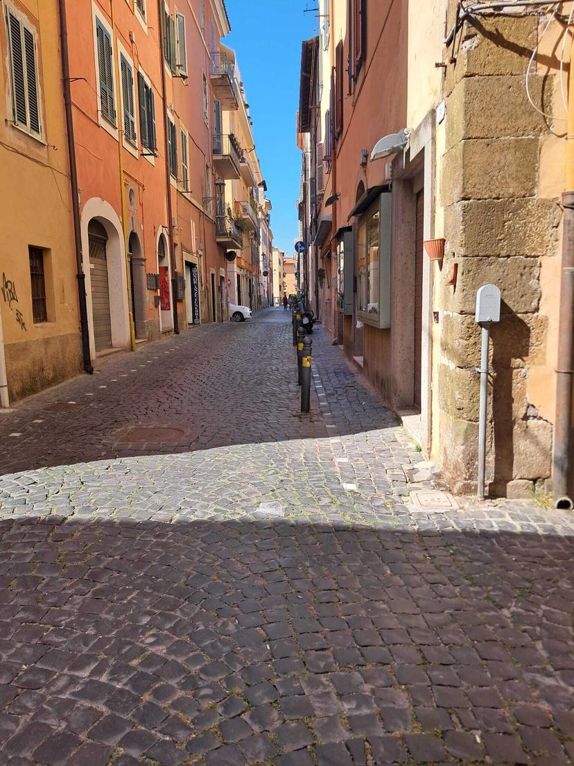 Bilocale in Via Camillo Benso di Cavour 62, Frascati — foto 3 di 5