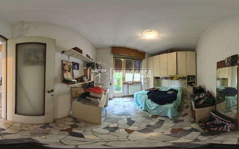 Villa a schiera in Via Pompeo Litta 104, Lainate