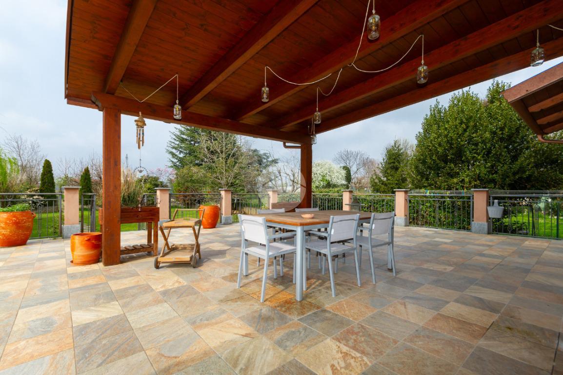 Villa in Via IV Novembre 3, Beinasco