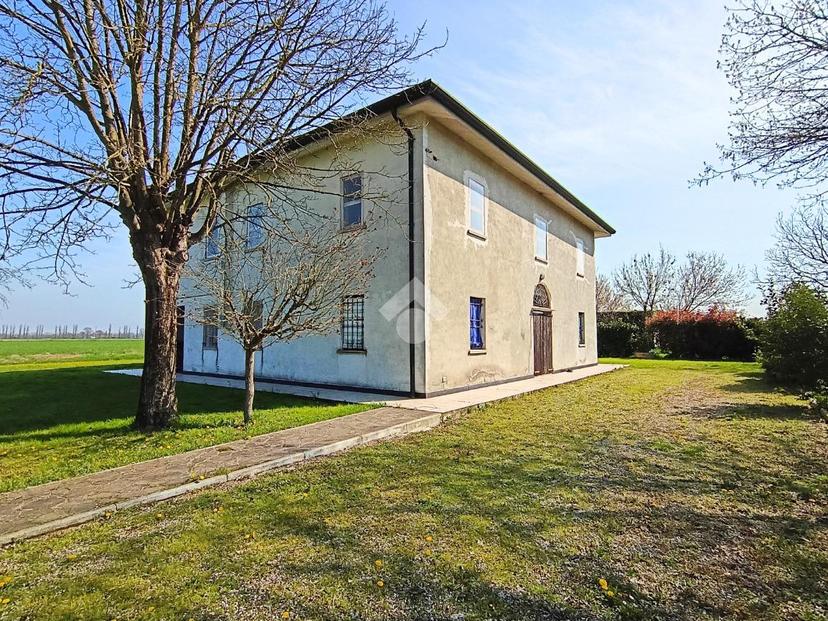 Villa in Via Camerone 11, Molinella — foto 3 di 5