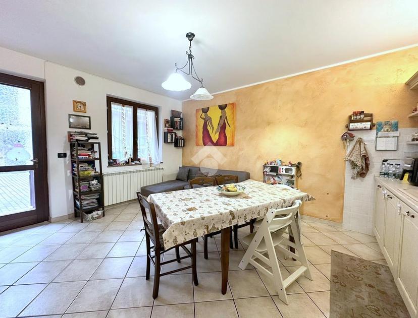 Trilocale in Via Carlo Carli 66, San Giorio di Susa — foto 3 di 5