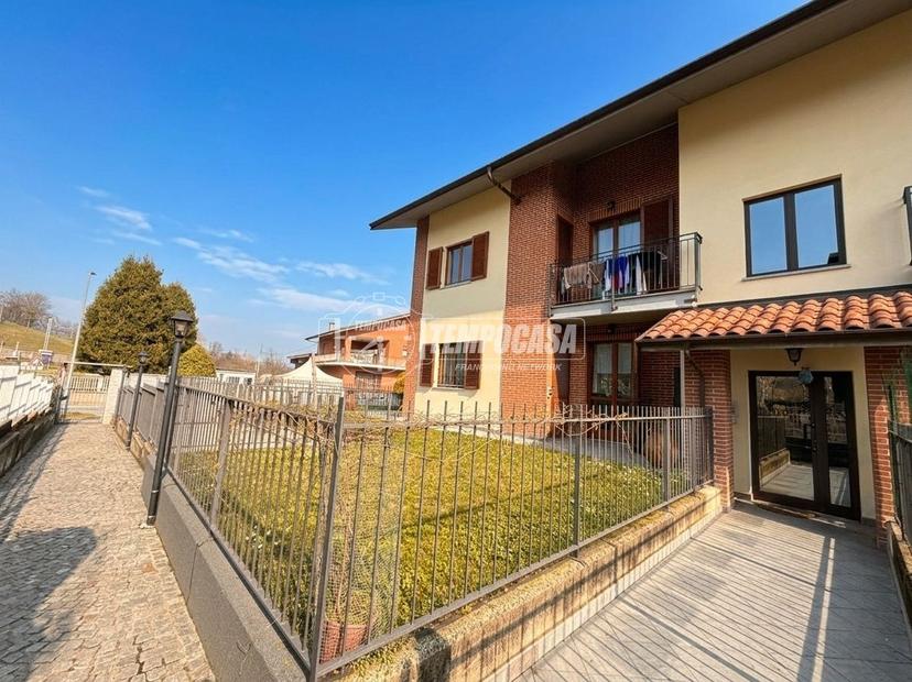 Trilocale in Stradale San Secondo 6, Bricherasio — foto 3 di 5