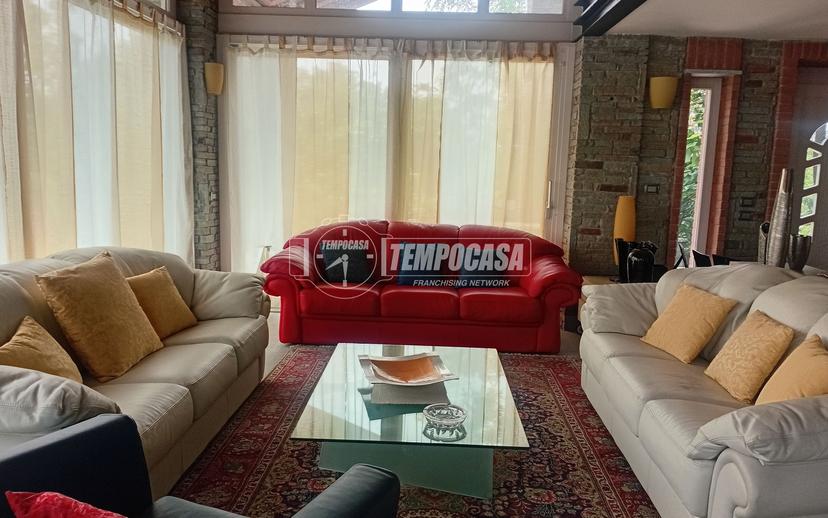 Villa a schiera in Via Ponte Castano 100, Castano Primo — foto 3 di 5