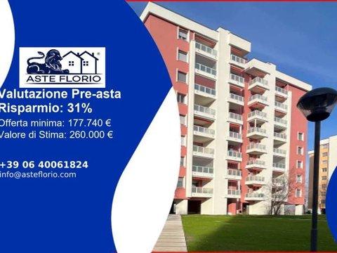 Quadrilocale in Via Sporting Mirasole, 38, Opera