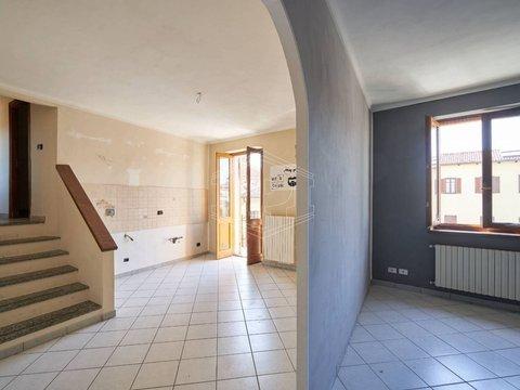 Trilocale in Via Vittorio Veneto, 25, Riva Presso Chieri
