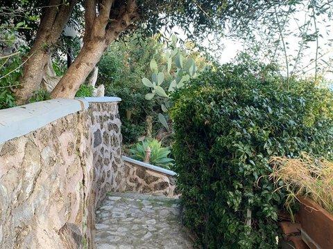 Casa indipendente in Via Baldassarre Cossa, 23, Ischia