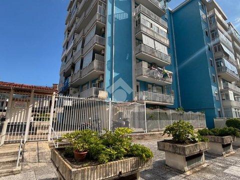 Trilocale in Via Annunziatella, 57, Marina - Annunziatella, Castellammare di Stabia