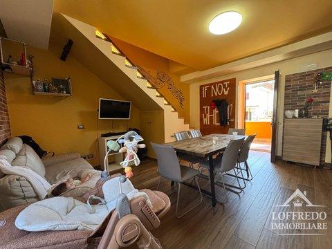 Appartamento su due piani in Via Pigna, s.n.c, Centro Storico, Afragola