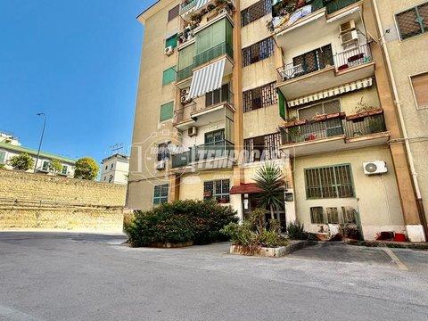 Quadrilocale in Via Giulio Cesare, s.n.c, Fuorigrotta, Napoli