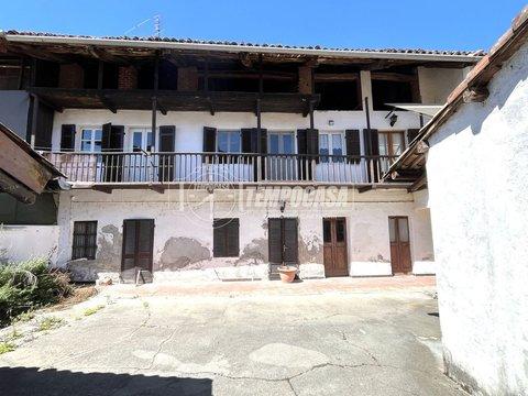 Casa indipendente in Via Antonio Michela, Vestignè