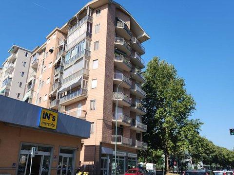 Trilocale in Via Gaspero Barbera, 2, Mirafiori Sud, Torino
