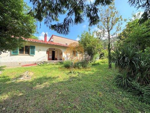 Villa in Via anna frank, 1, Rufina