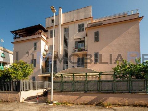 Trilocale in Vicolo della Stazione di Tor Sapienza, 16, Tor Sapienza, Roma