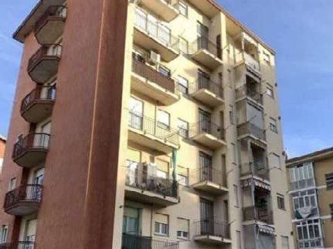 Trilocale in Via Marco Minghetti, 45, Santa Maria, Collegno