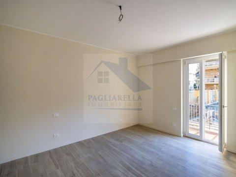 Trilocale in Viale della Bella Villa, 70, Alessandrino, Roma