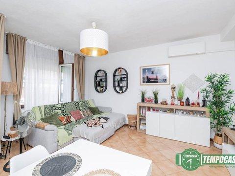 Bilocale in Via Edmondo de Amicis, 12, Melegnano