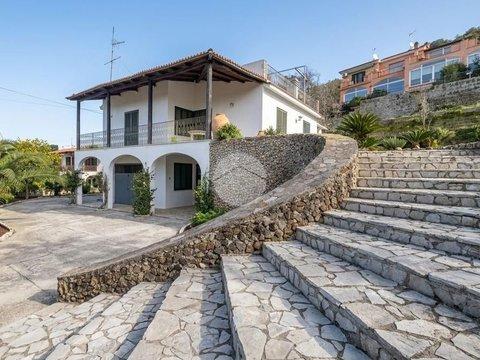 Villa in Traversa degli Oleandri, 14, Arco Felice - Lucrino - Toiano, Pozzuoli