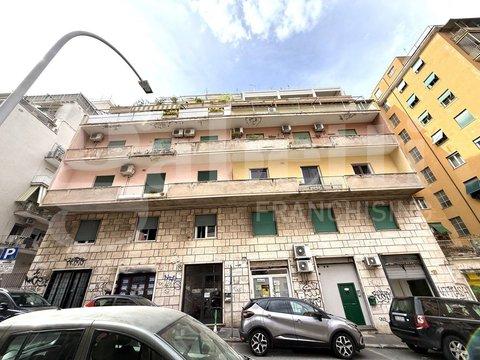 Quadrilocale in Via Saluzzo, 65, Re di Roma, Roma