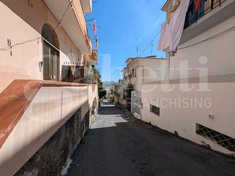 Trilocale in Via Torregaveta s.n.c, Monte di Procida