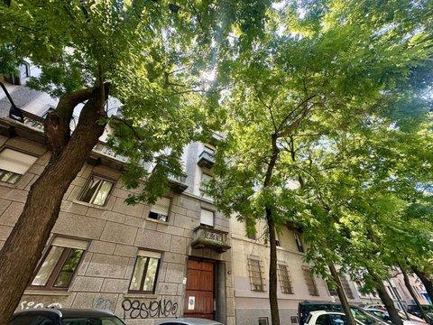 Bilocale in Via Francesco Caracciolo, 70, Govone, Milano
