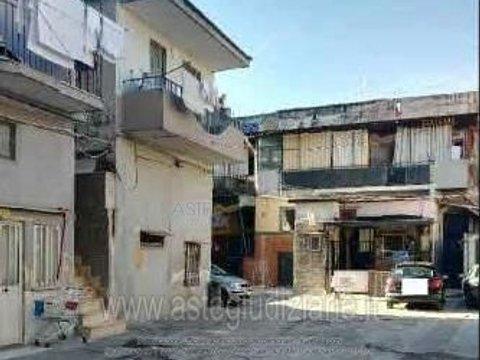 Bilocale in Via Luigi Crisconio, 124, Ponticelli, Napoli