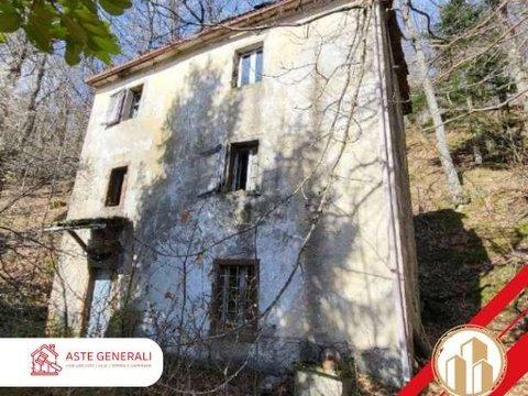 Casa indipendente in Loc. Poggio, 12 -14, Camugnano