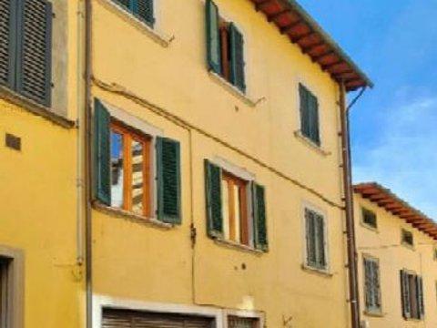 Quadrilocale in Via Arturo Checchi, Centro, Fucecchio