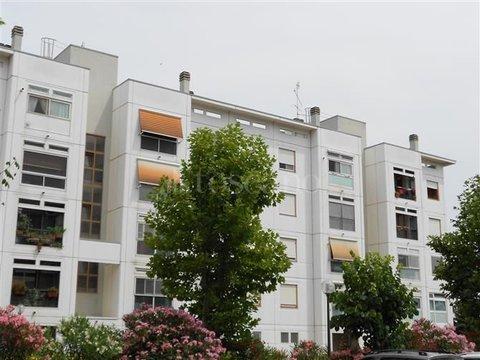 Bilocale in Via Tancredi Chiaraluce, Ostia Ponente, Roma