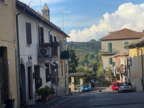 Bilocale in Via Fiorentina, 25, Manziana