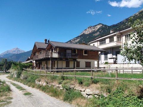 Bilocale in Via Chenebieres, s.n.c, Salbertrand