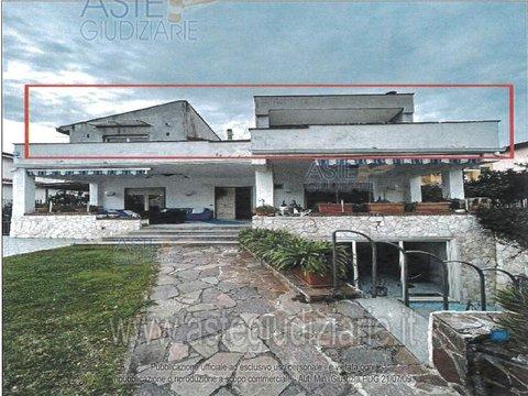 Villetta a schiera in Strada Provinciale di Caserta, 234, San Pietro a Patierno, Napoli