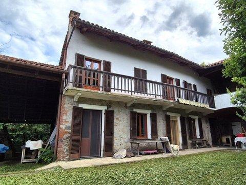 Casa indipendente in Strada Giaccona del passarotto, s.n.c, Castagneto Po