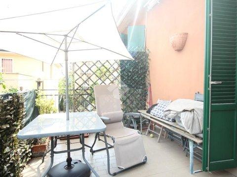 Trilocale in Via della Salute, 27, Borgo Panigale, Bologna