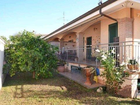 Quadrilocale in Via Scrivia, 4 g, Tor San Lorenzo - Nuova California, Ardea